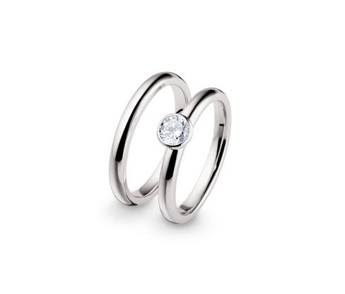 Solitär-Silberring-Set und Bandring mit Zirkonia
